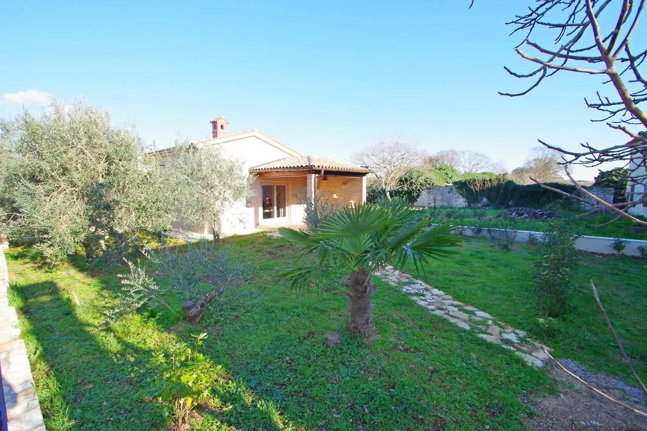 Vila House Matteo, Valdenaga Pula Prázdninový dům